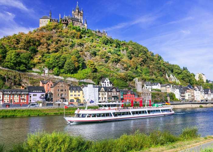 Hotels near Rhine River cruises