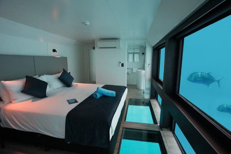 Hotels with underwater suites in Singapore